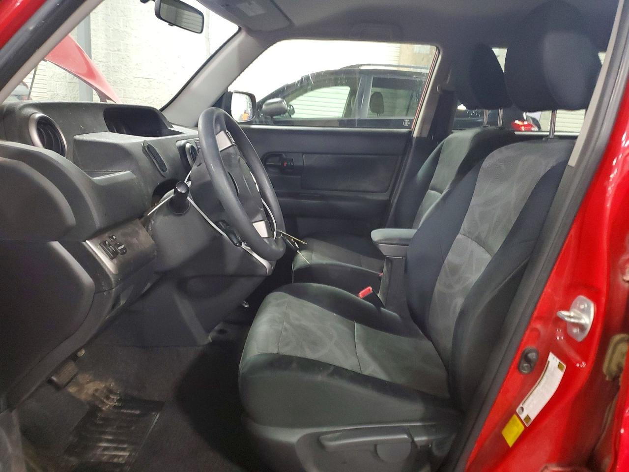 2015 Scion Xb Base - Фото 7