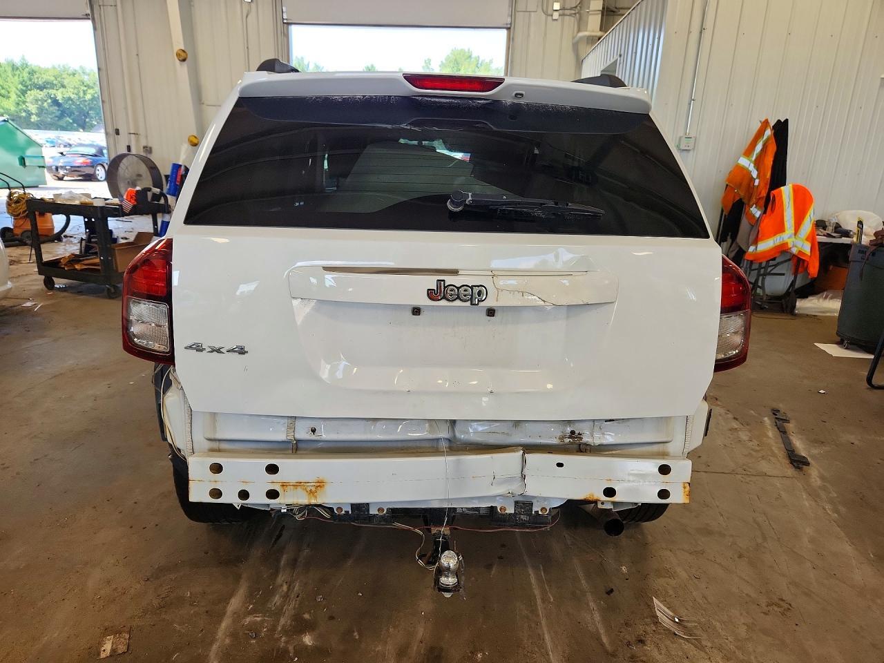 2015 Jeep Compass Sport - Фото 6