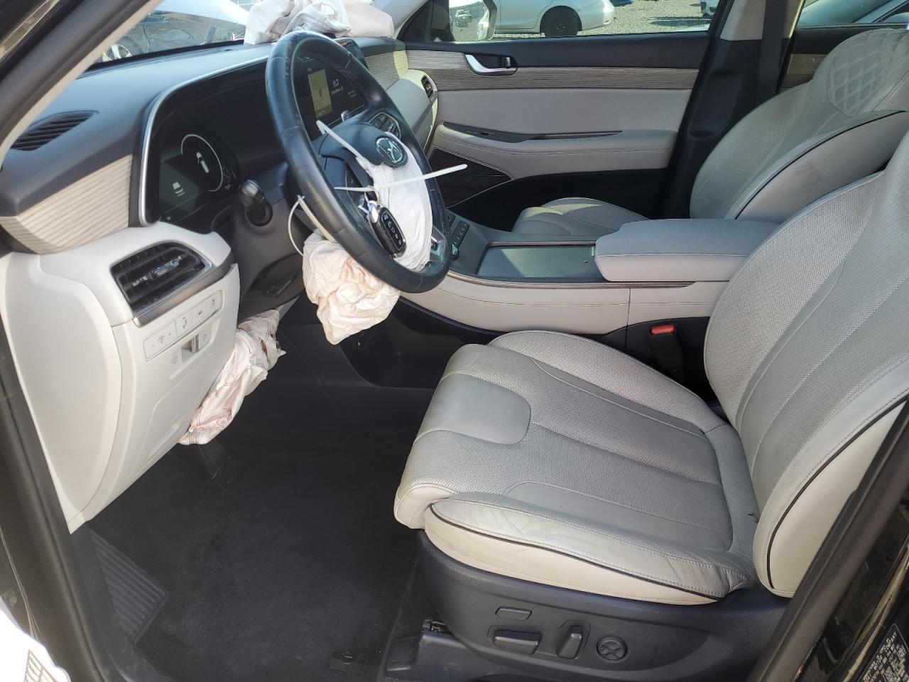 2021 Hyundai Palisade Limited - Image 7
