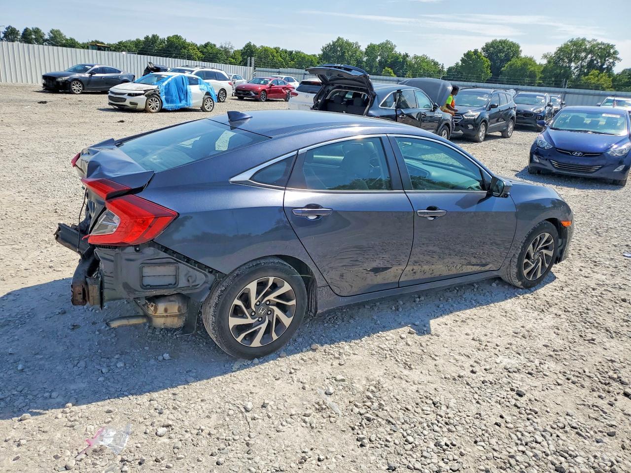 2018 Honda Civic - Image 3