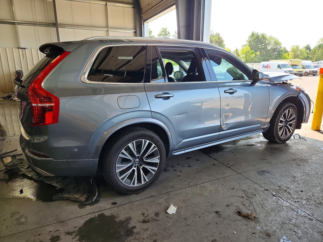 2020 Volvo Xc90 T5 Momentum - Фото 3