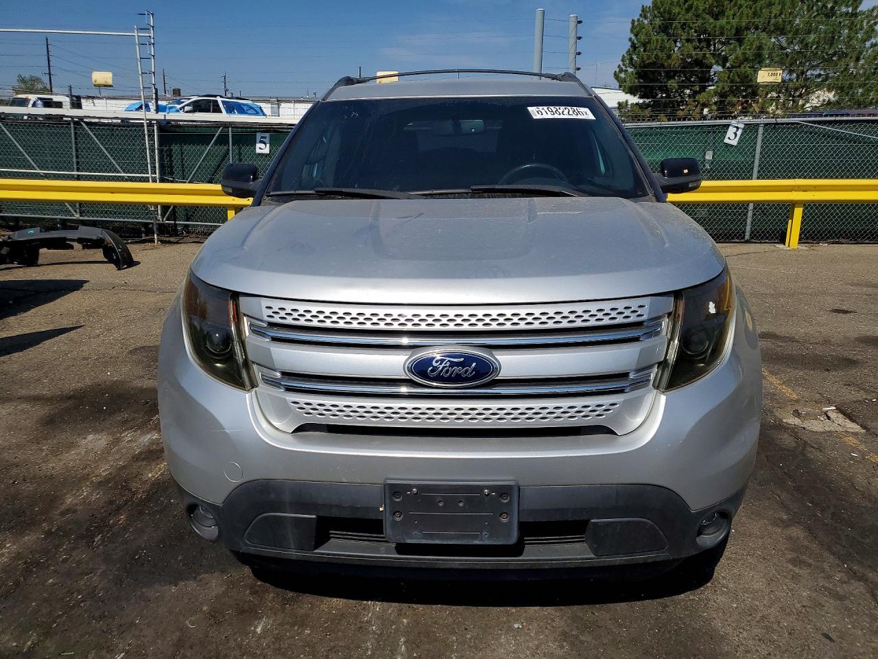 2011 Ford Explorer Xlt - Фото 5