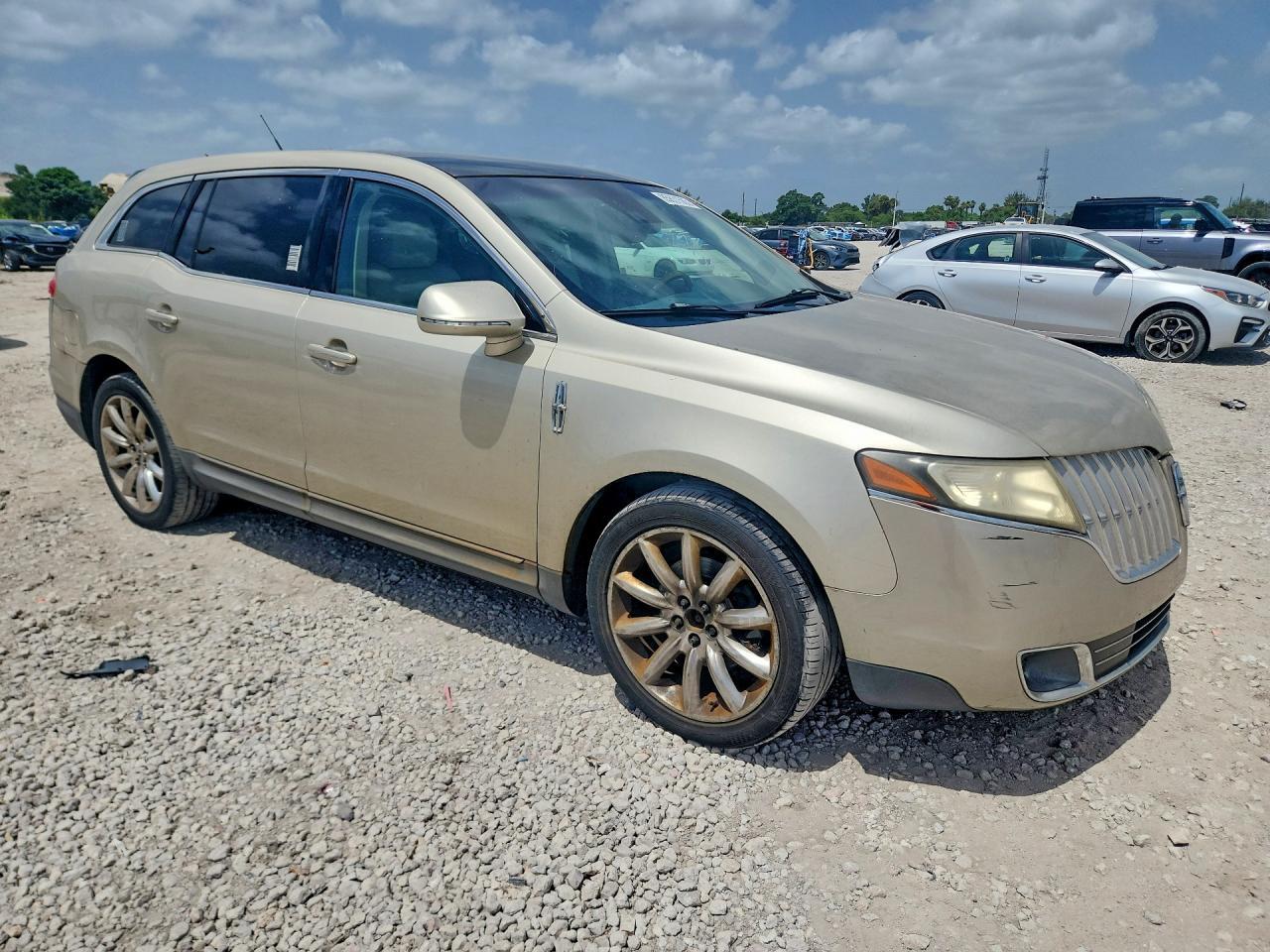 2011 Lincoln Mkt - Фото 4
