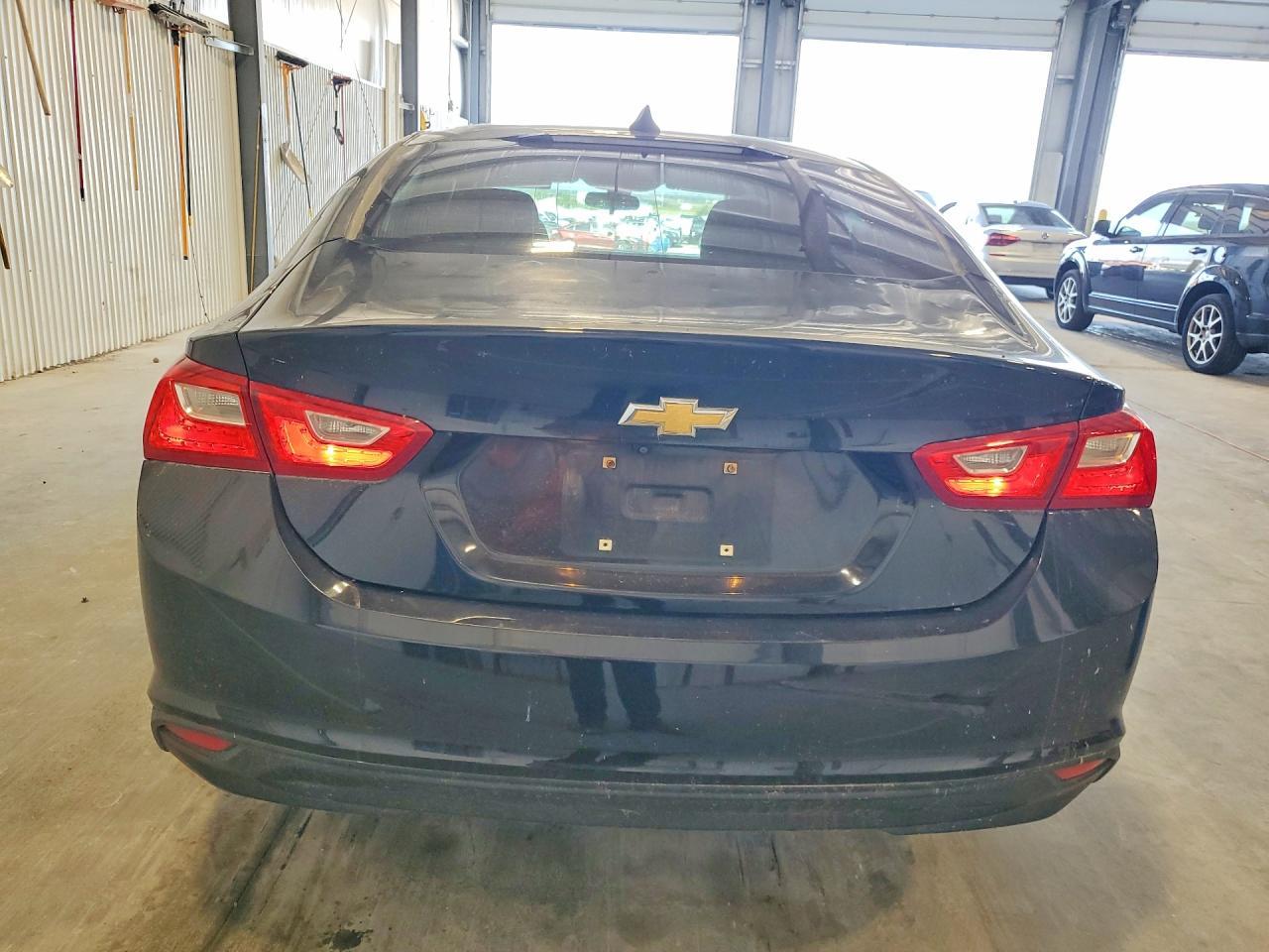 2018 Chevrolet Malibu Ls - Image 6