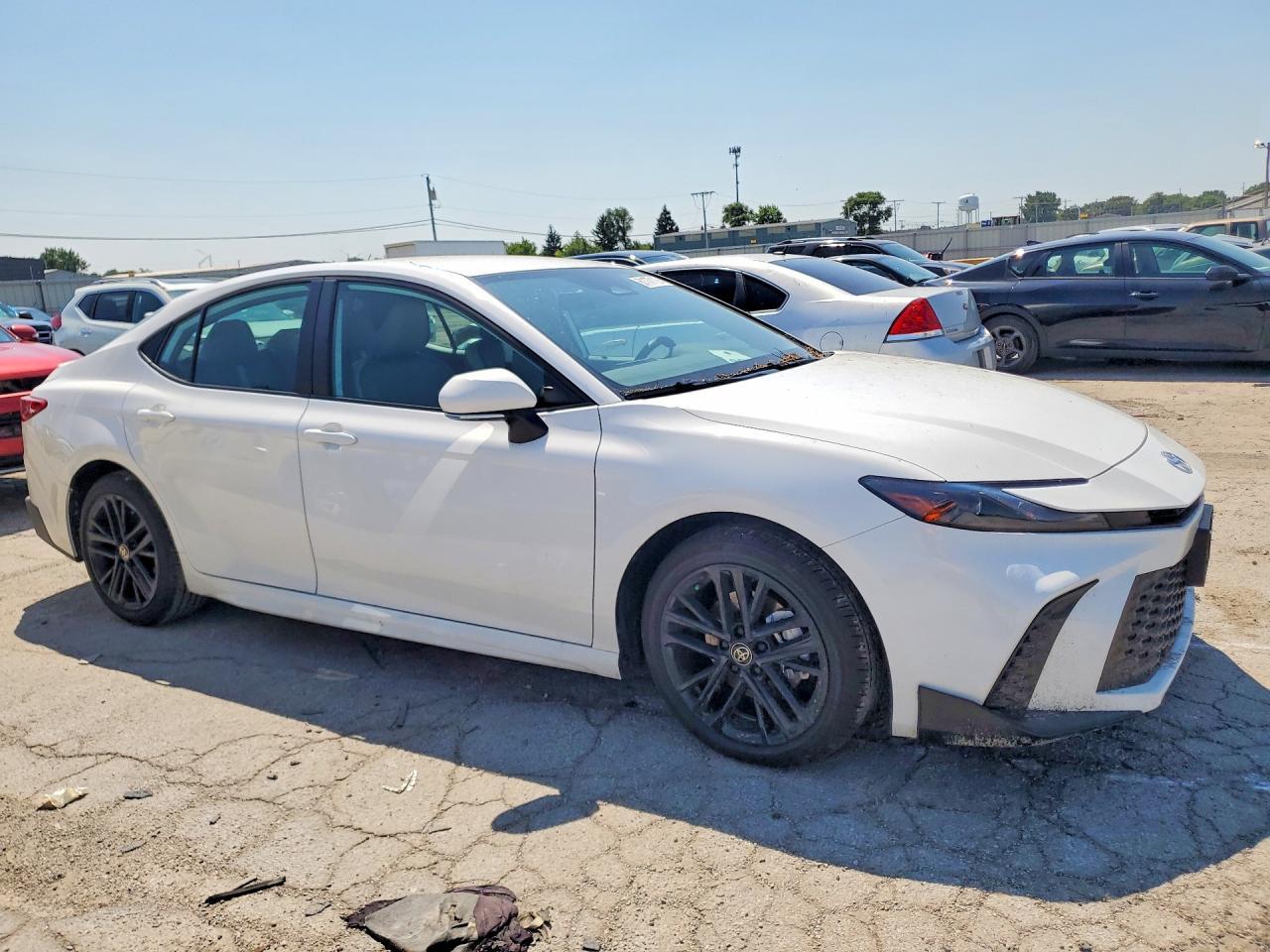 2026 Toyota Camry Se - Image 4