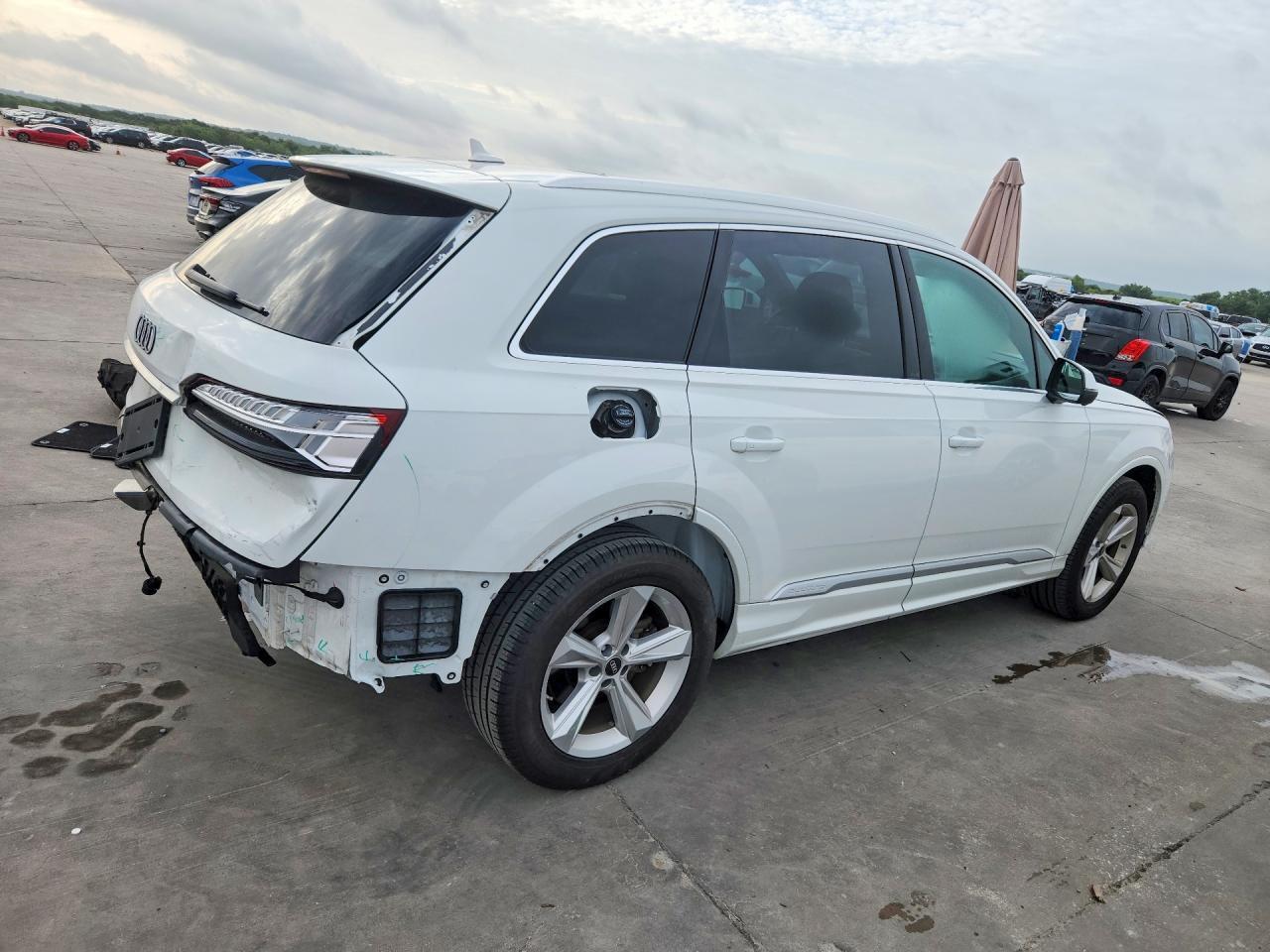 2025 Audi Q7 Premium - Фото 3