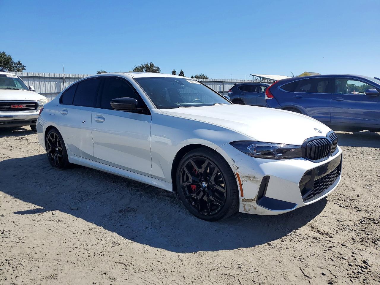 2026 BMW 330I - Фото 4