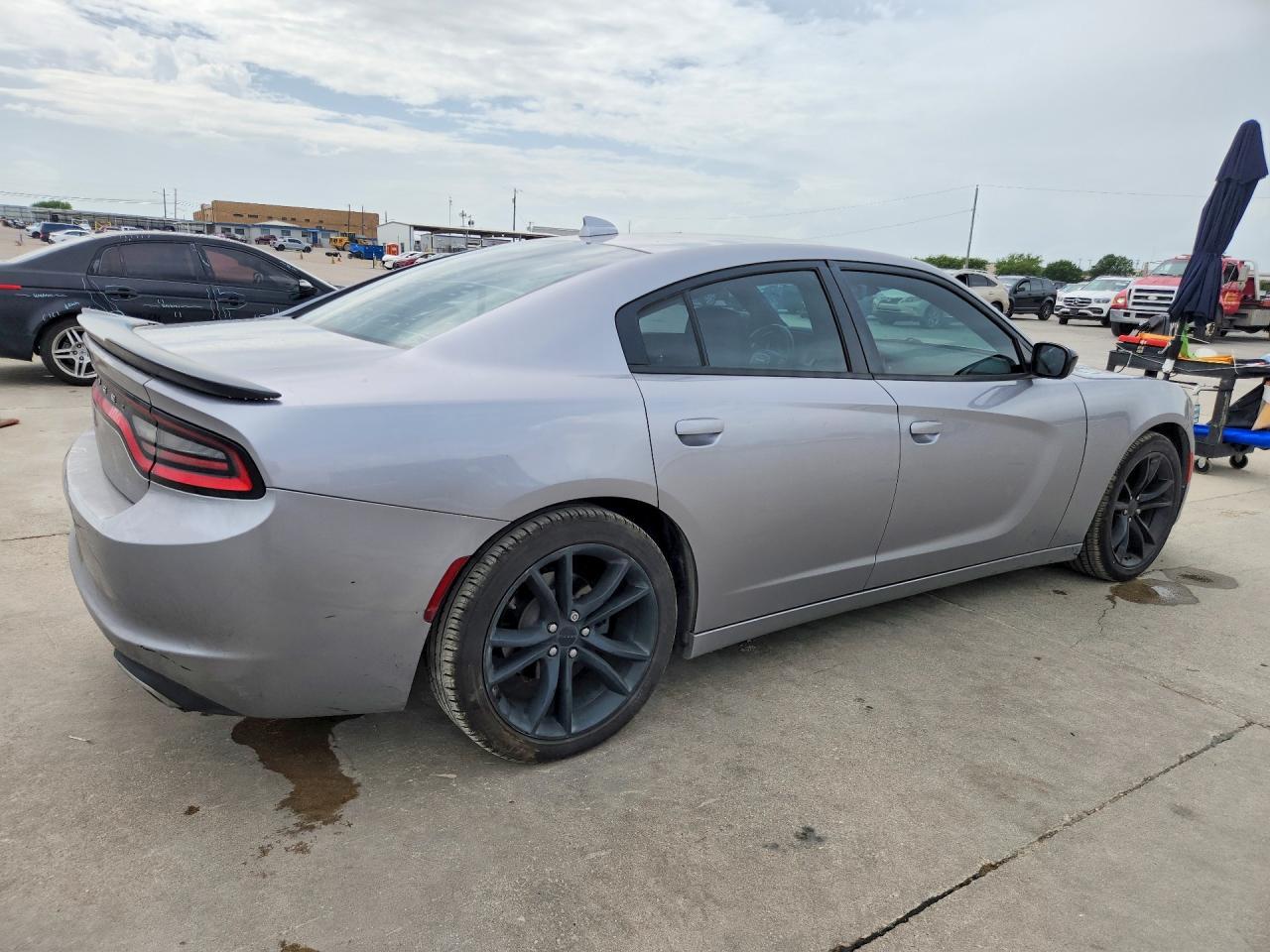 2016 Dodge Charger Sxt - Фото 3