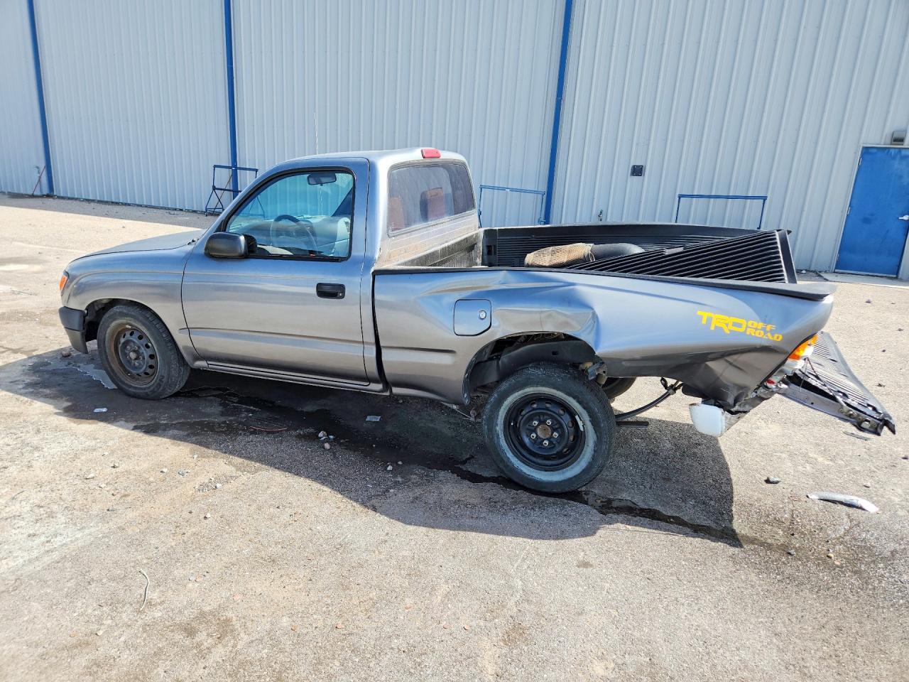 1995 Toyota Tacoma Base - Image 2