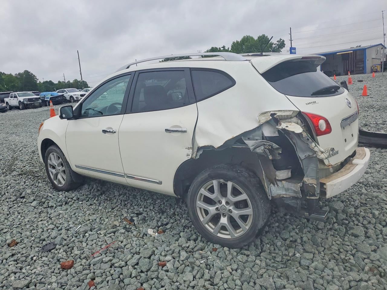 2013 Nissan Rogue S - Фото 2