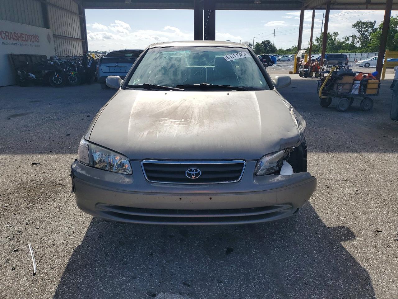 2001 Toyota Camry Ce - Image 5