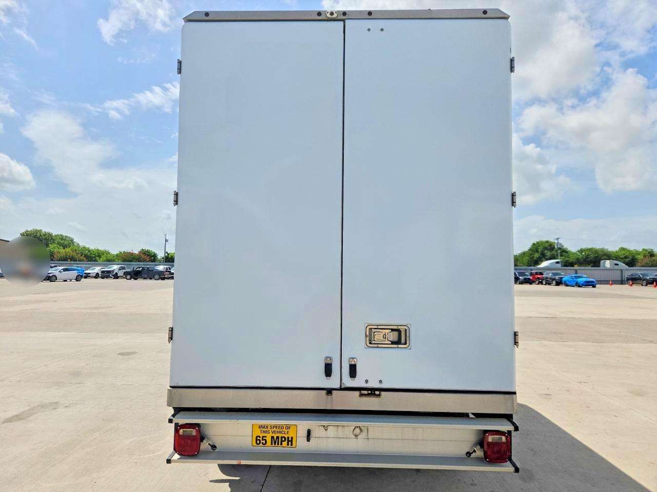 2023 Ford E350 Refrigerated Box Truck - Image 6