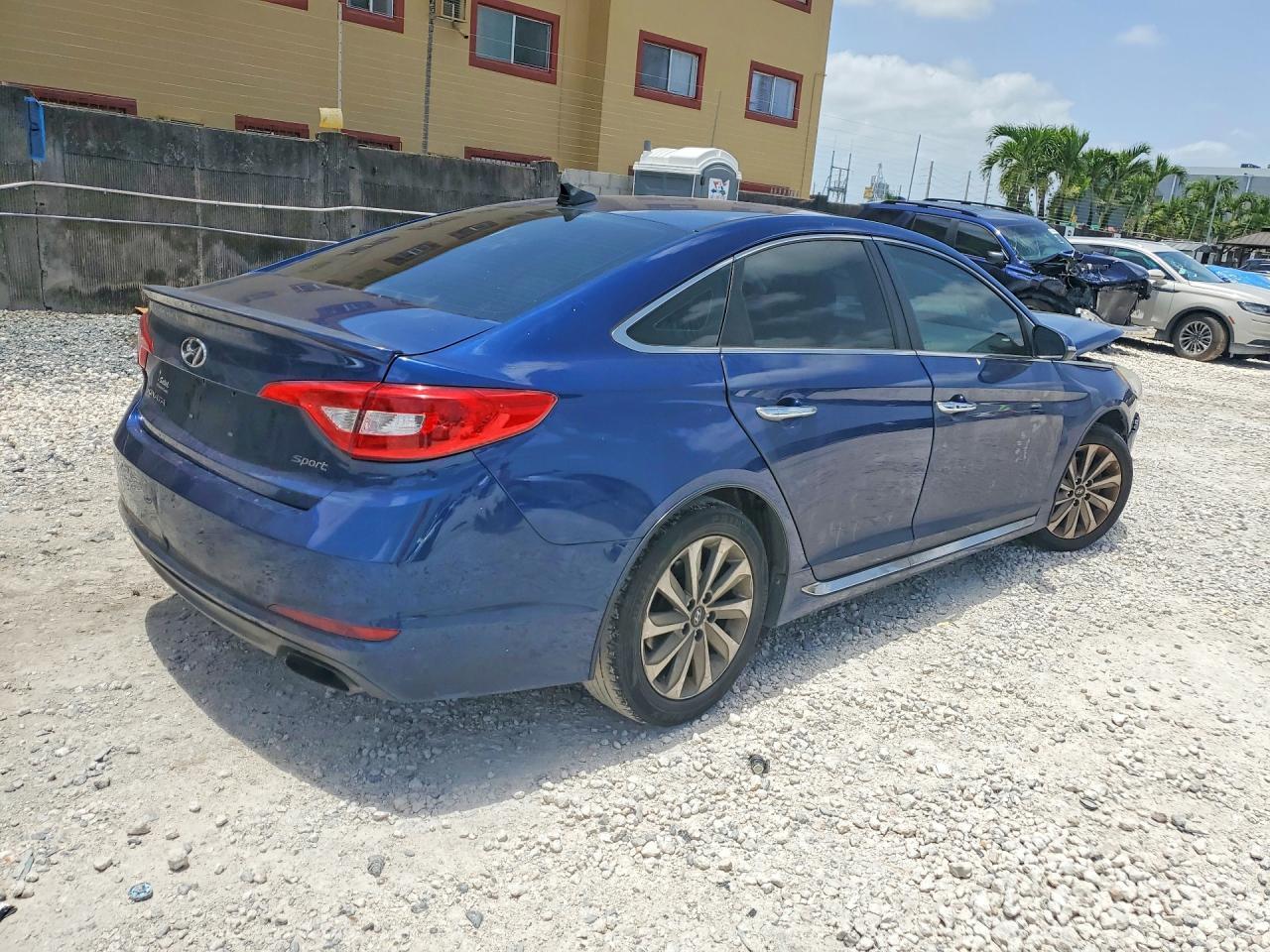 2016 Hyundai Sonata Sport - Фото 3