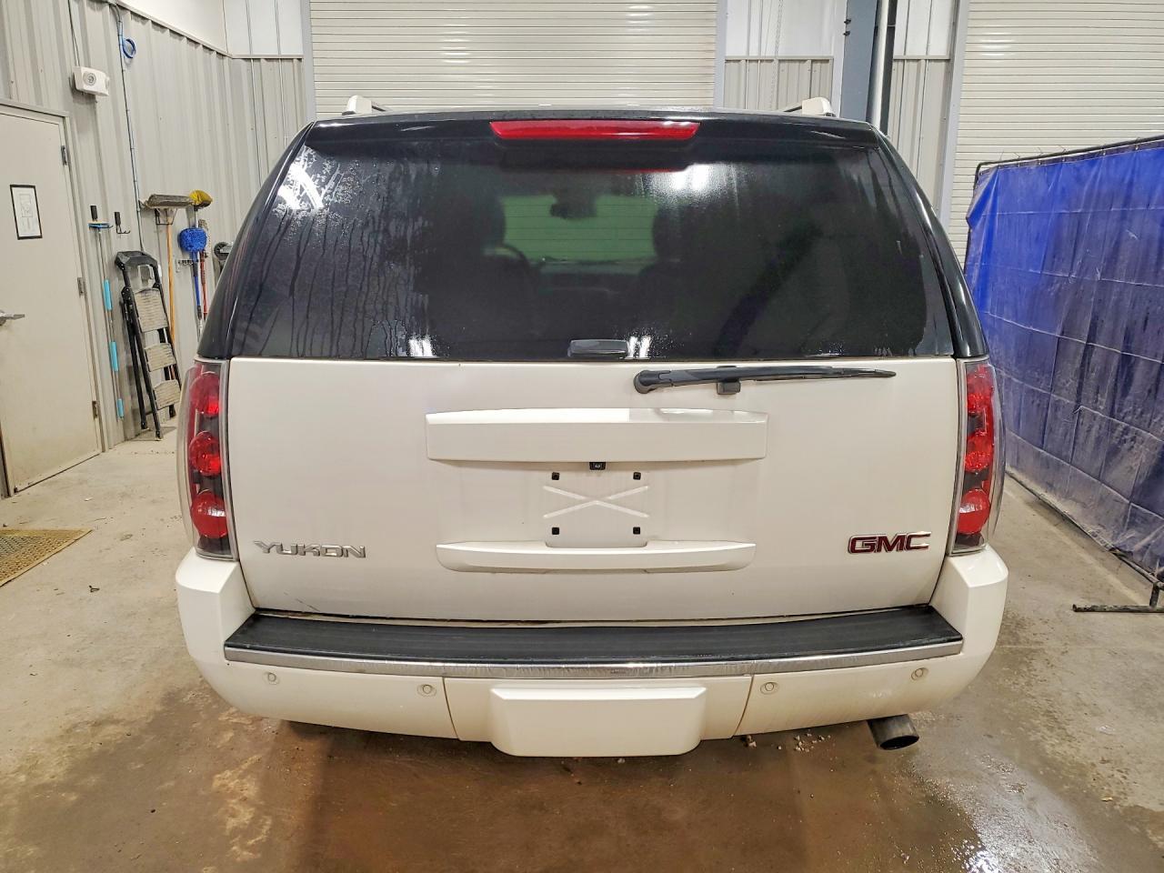 2013 GMC Yukon Denali - Фото 6