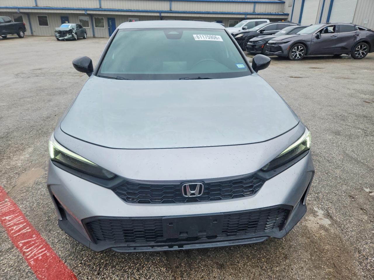 2025 Honda Civic - Image 5