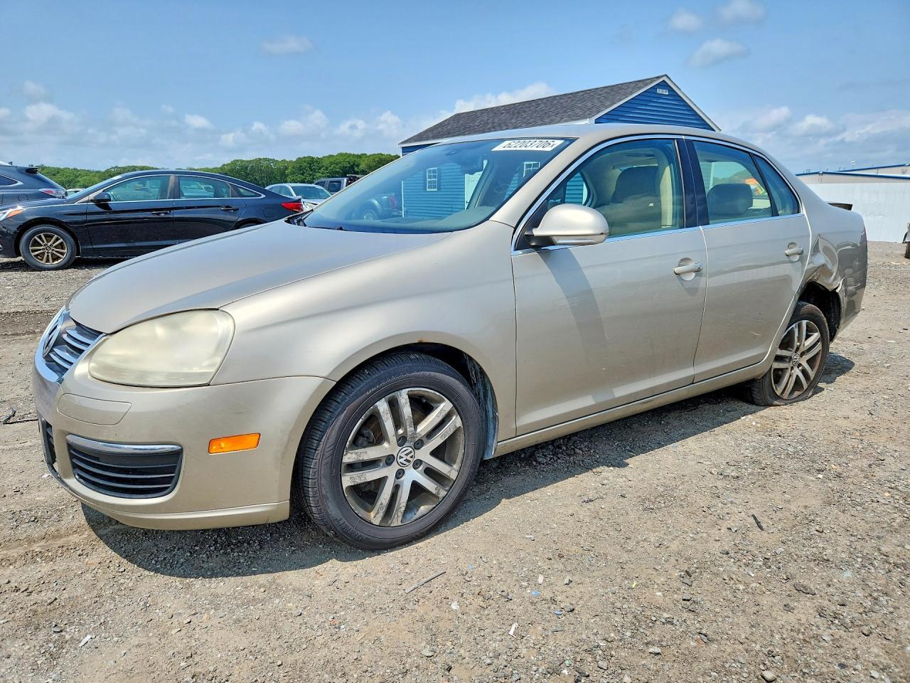 2005 Volkswagen New Jetta 2.5L Option Package 1