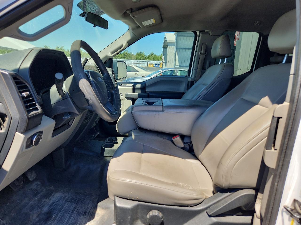 2017 Ford F150 Super Cab - Фото 7