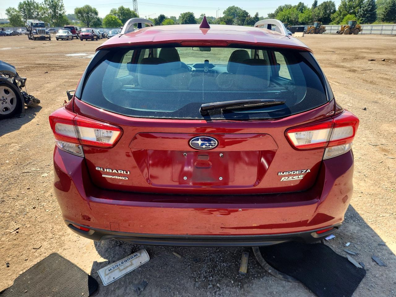 2017 Subaru Impreza Premium Plus - Фото 6