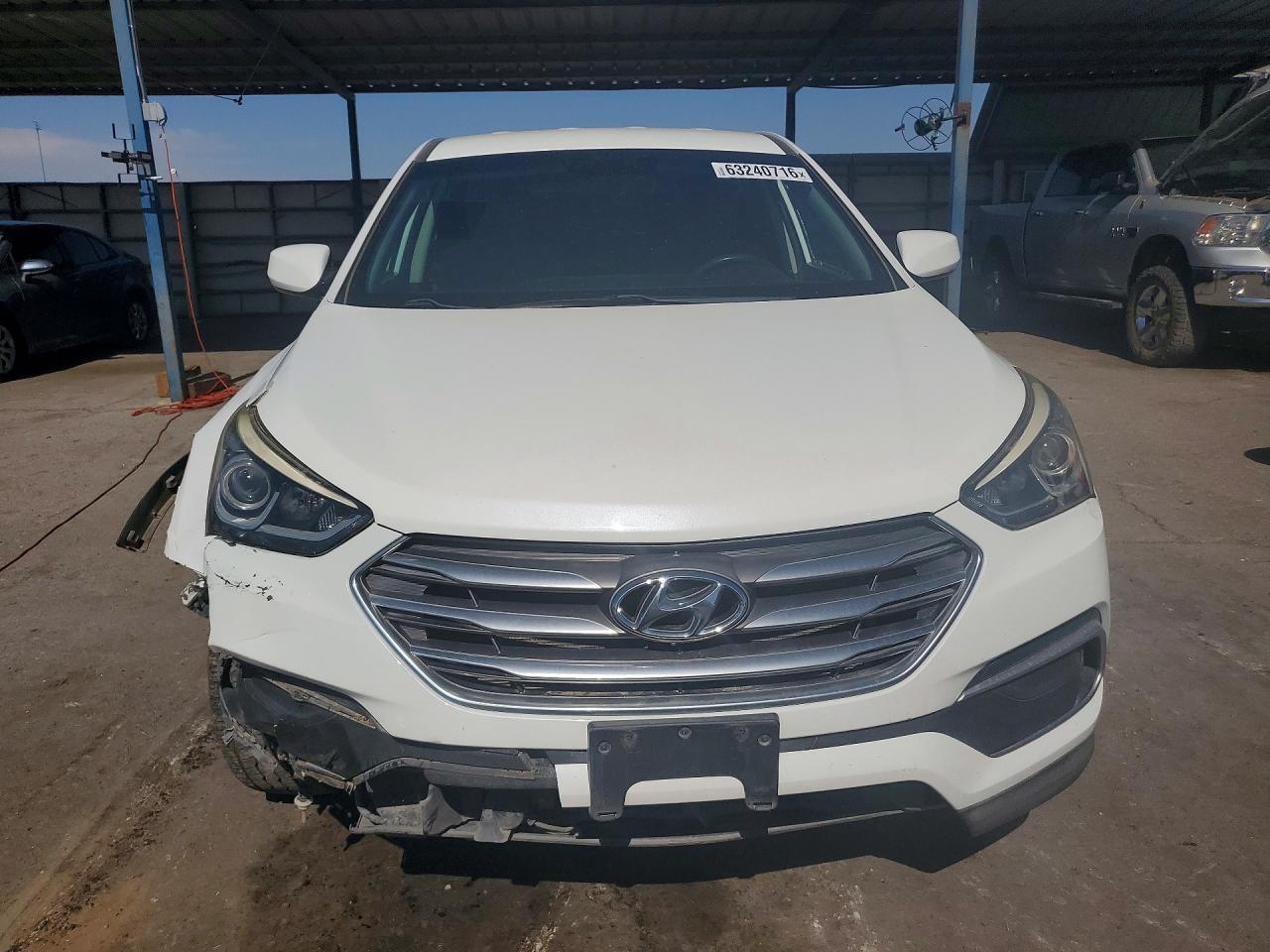 2018 Hyundai Santa Fe Sport 2.4L - Фото 5