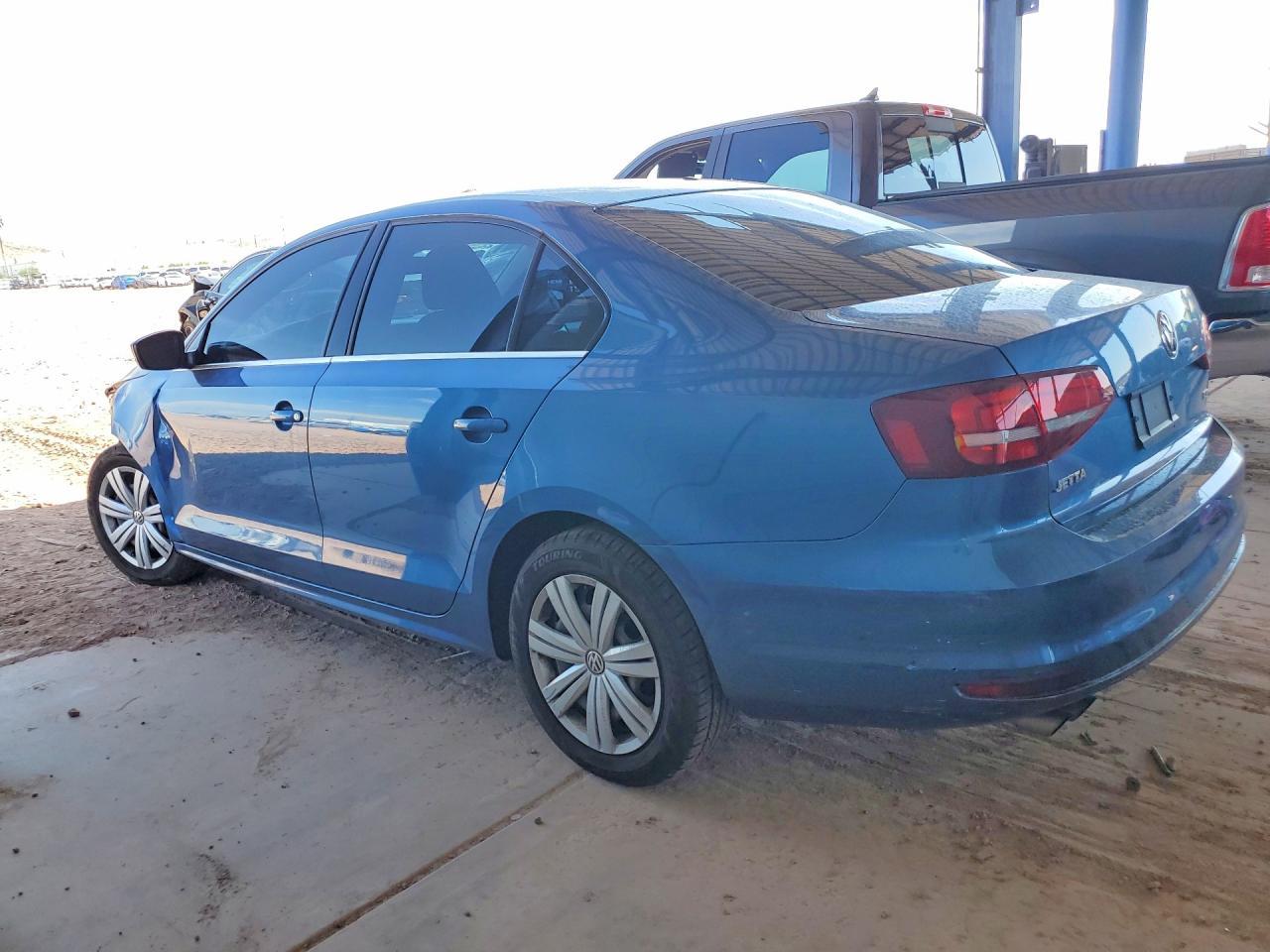2017 Volkswagen Jetta S - Фото 2