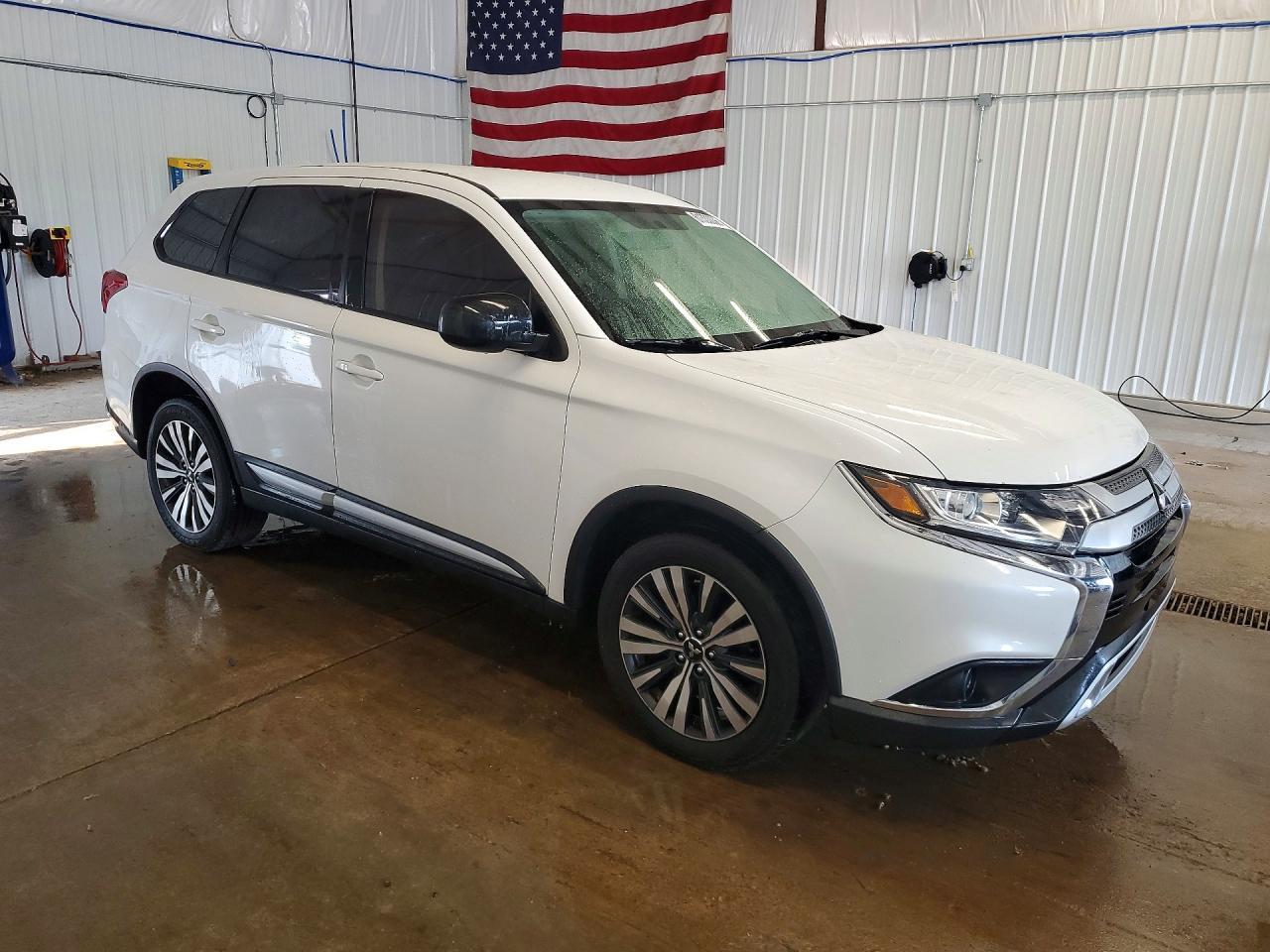 2019 Mitsubishi Outlander Se - Фото 4