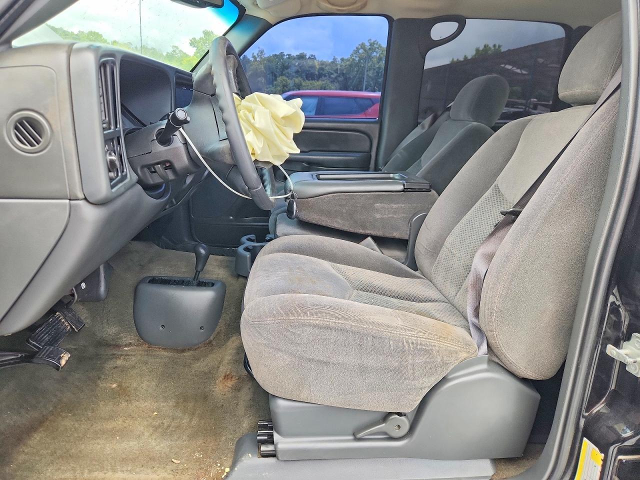 2007 Chevrolet Silverado K1500 Classic Crew Cab - Image 7