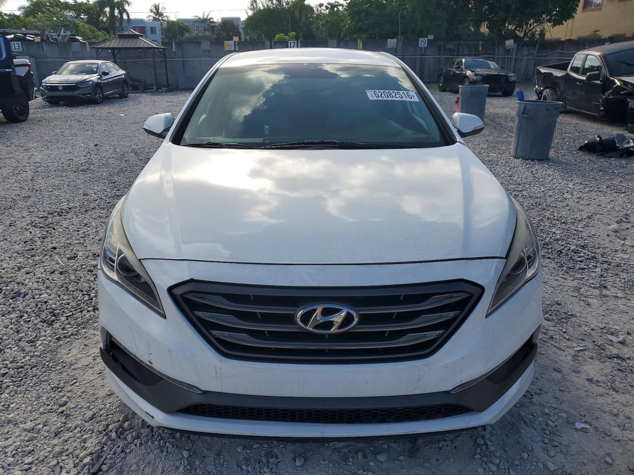 2015 Hyundai Sonata Sport - Image 5
