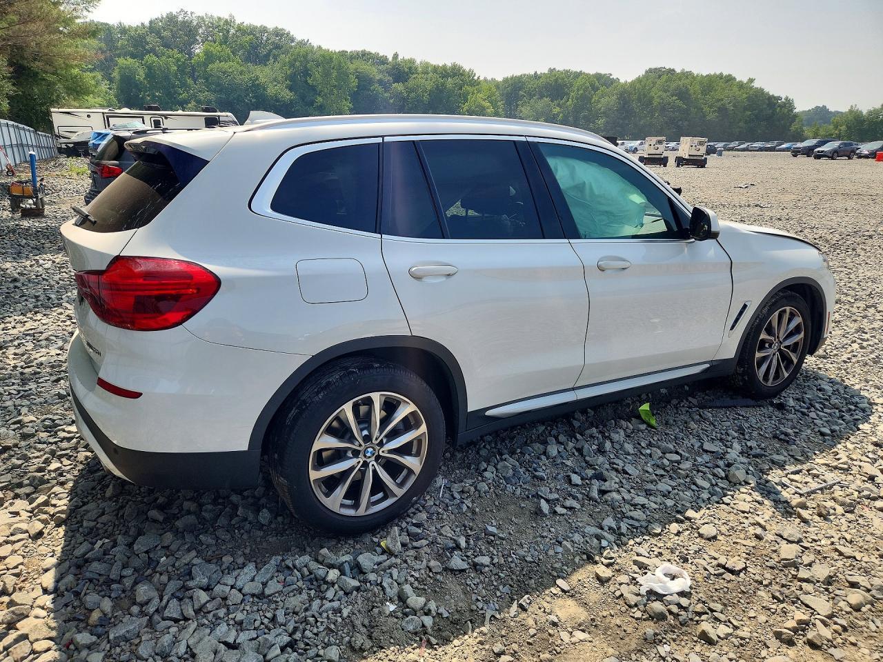 2018 BMW X3 xDrive30I - Image 3