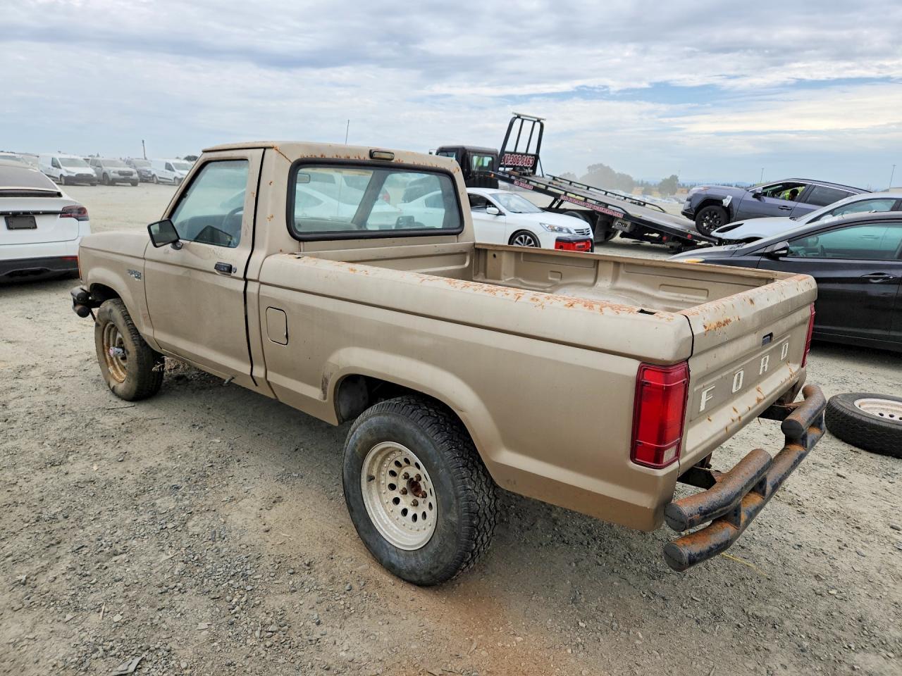 1988 Ford Bronco U100 - Фото 2