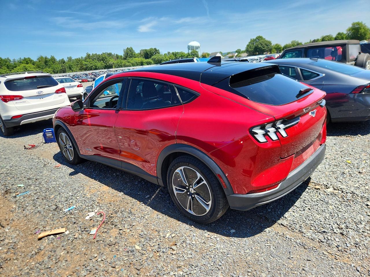 2021 Ford Mustang Mach-E Select - Фото 2