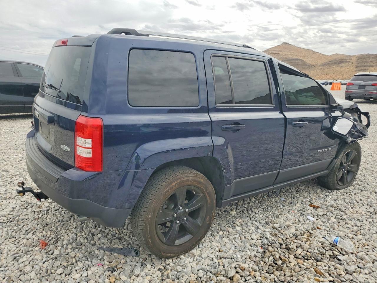 2016 Jeep Patriot Latitude - Фото 3