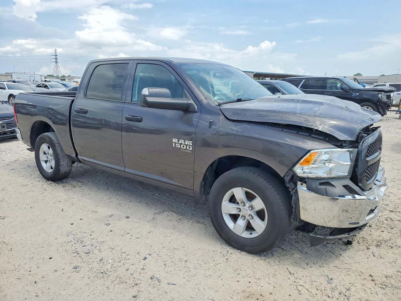 2023 Ram 1500 Classic Slt - Фото 4