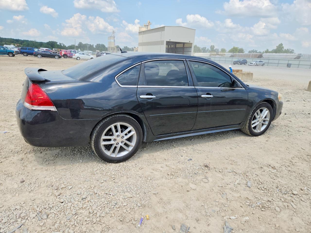 2012 Chevrolet Impala Ltz - Image 3