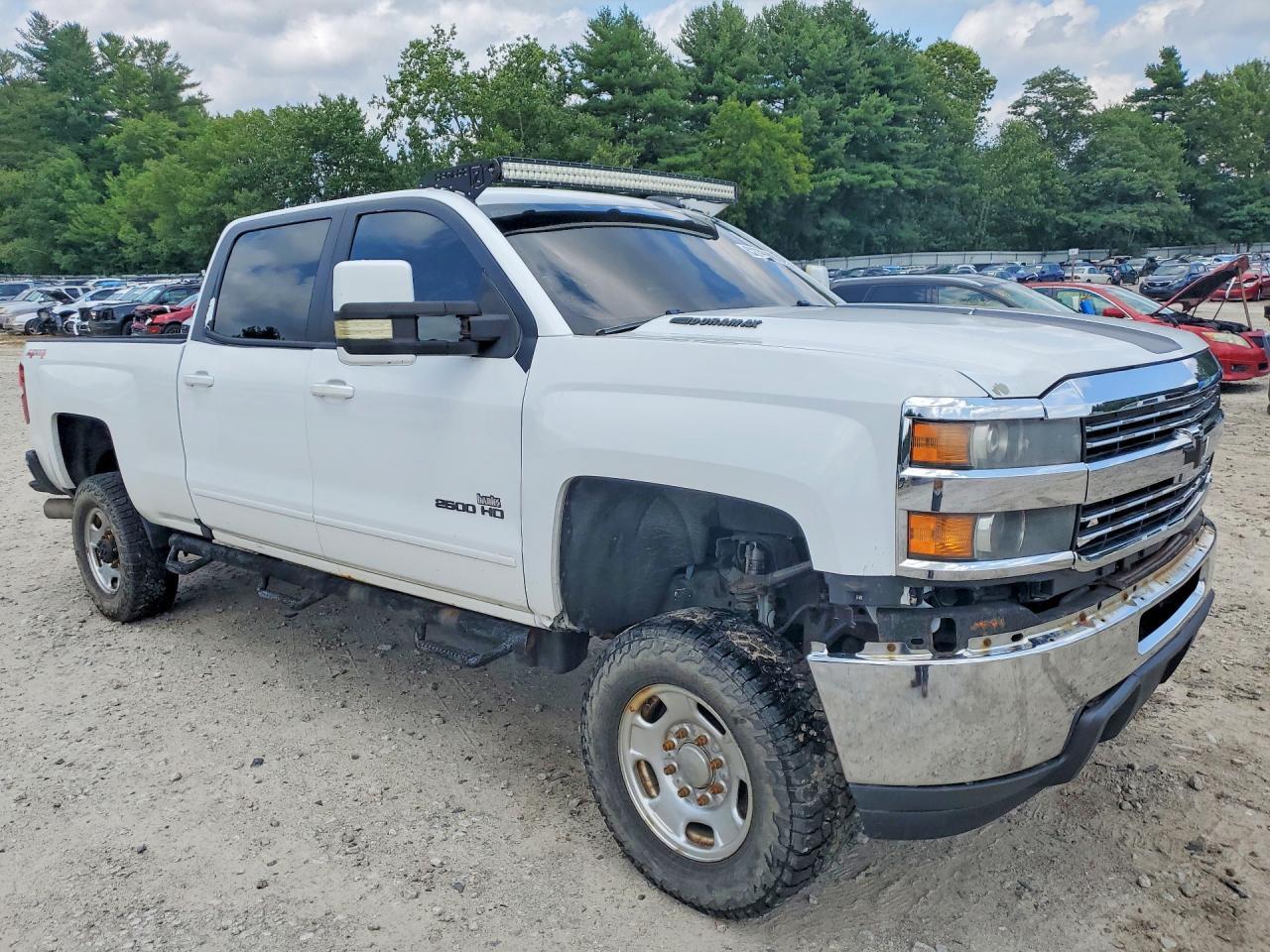 2016 Chevrolet Silverado 2500 Hd 4Wd 6.6L V8 Tdsl - Фото 4