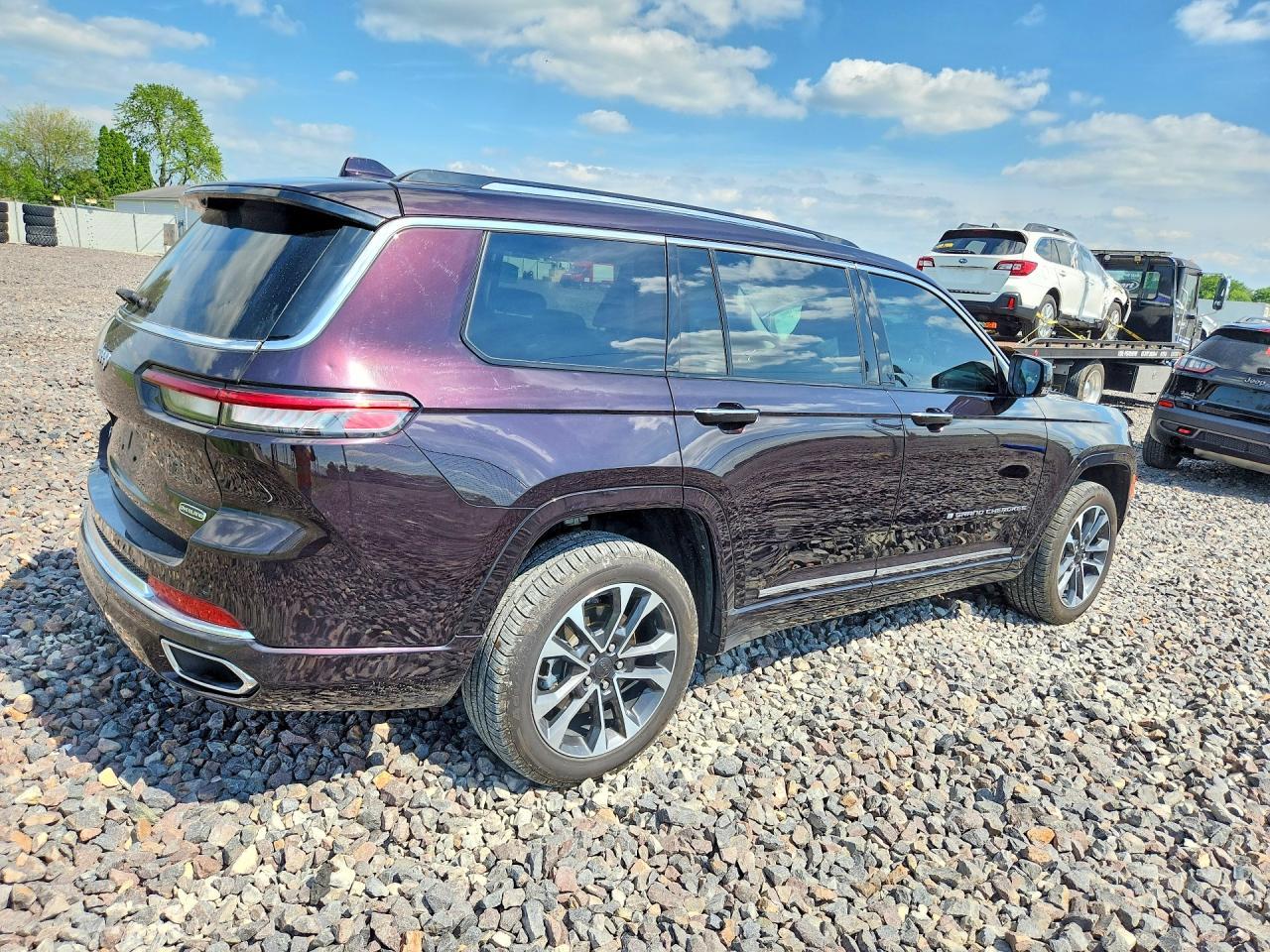 2022 Jeep Grand Cherokee L Overland - Фото 3