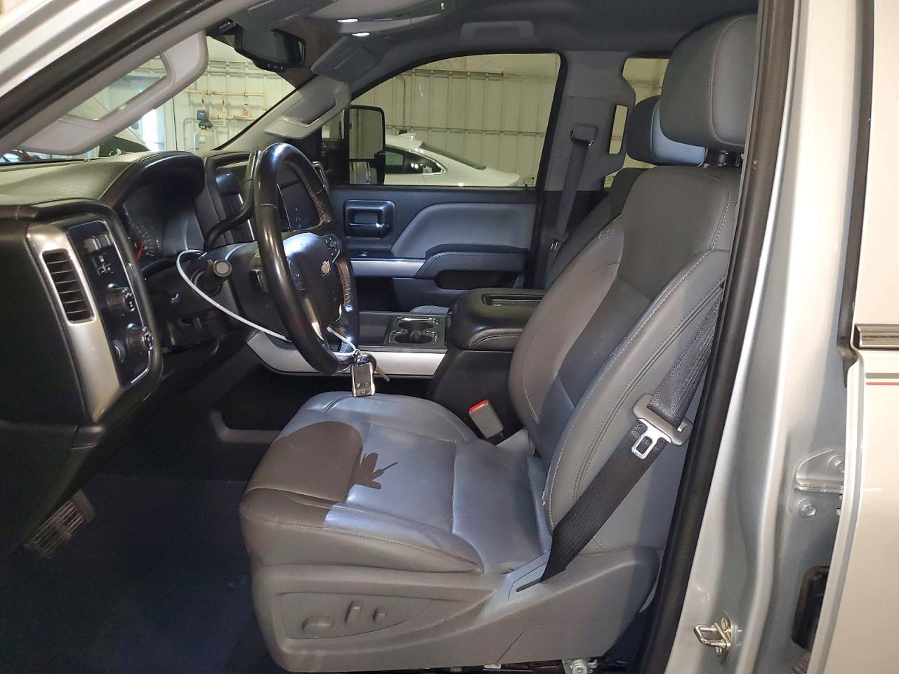 2019 Chevrolet Silverado K2500 Heavy Duty Ltz - Image 7