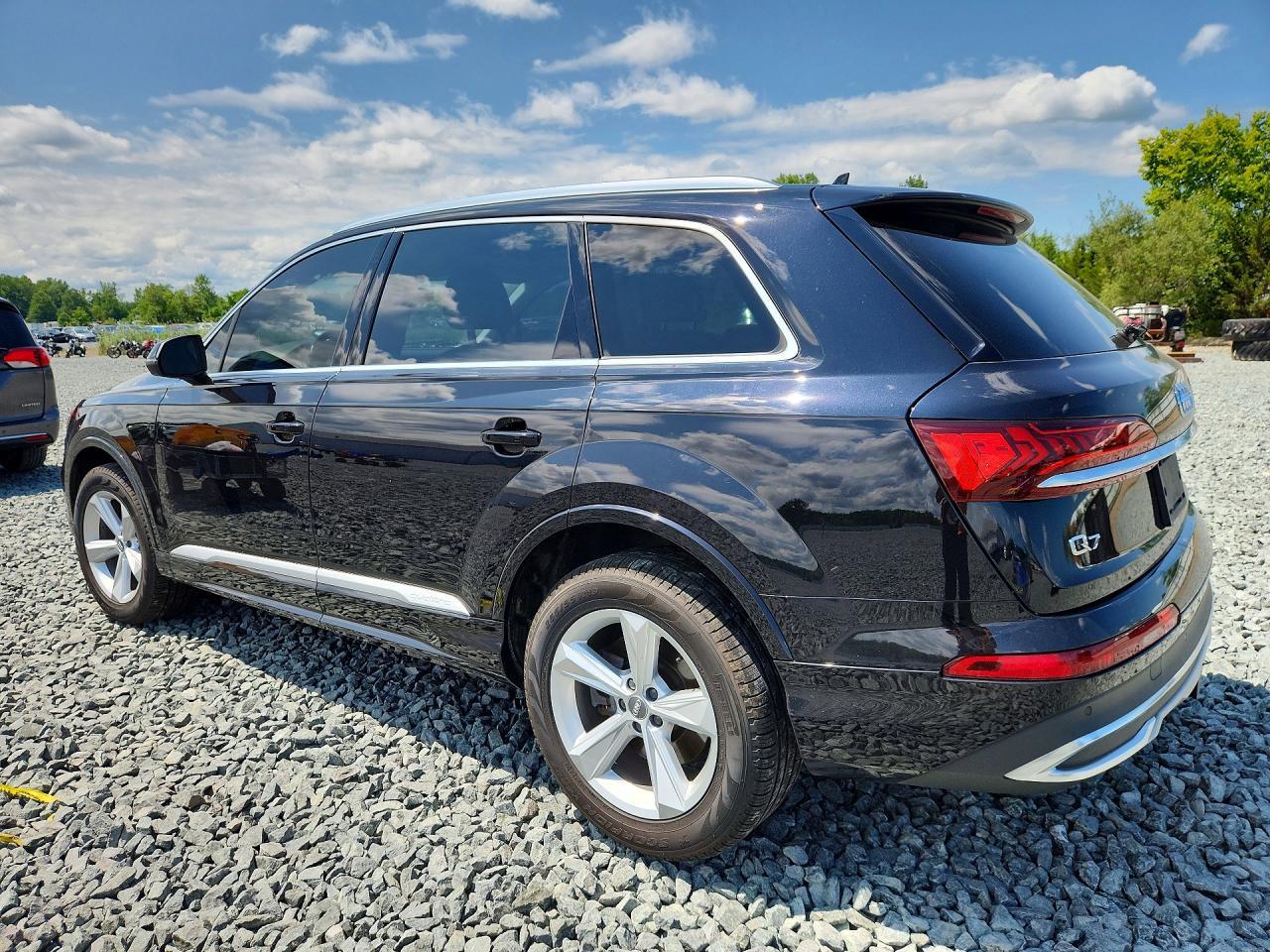2020 Audi Q7 Premium - Фото 2