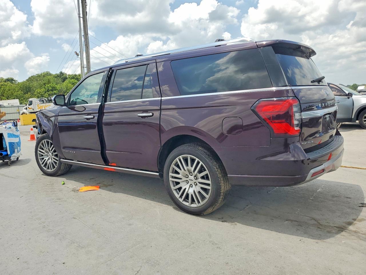 2023 Ford Expedition Max Platinum - Фото 2