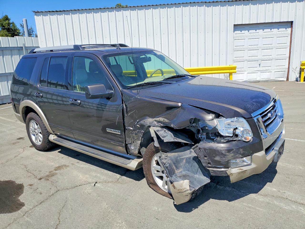 2006 Ford Explorer Eddie Bauer - Фото 4