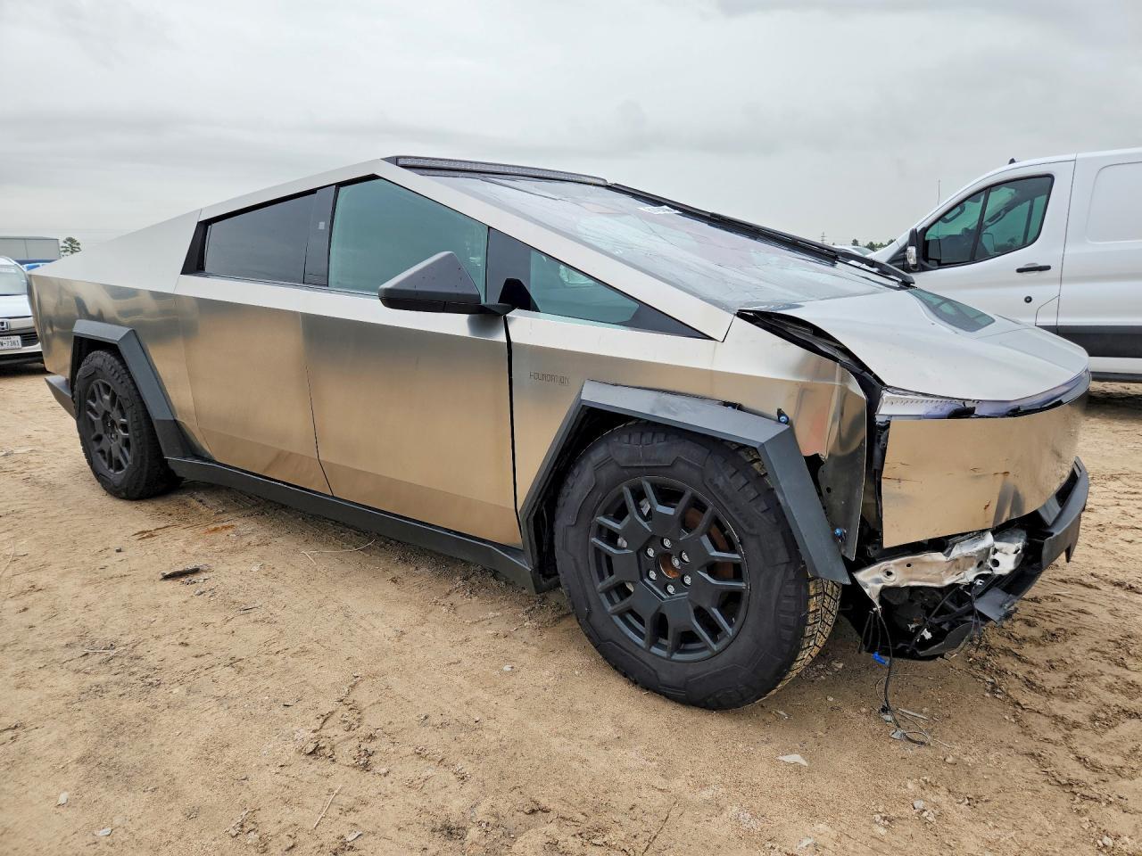 2024 Tesl Cybertruck - Image 4