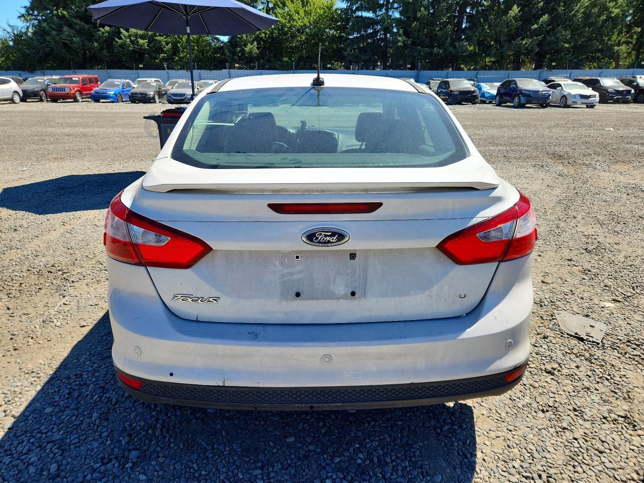 2012 Ford Focus Titanium - Image 6