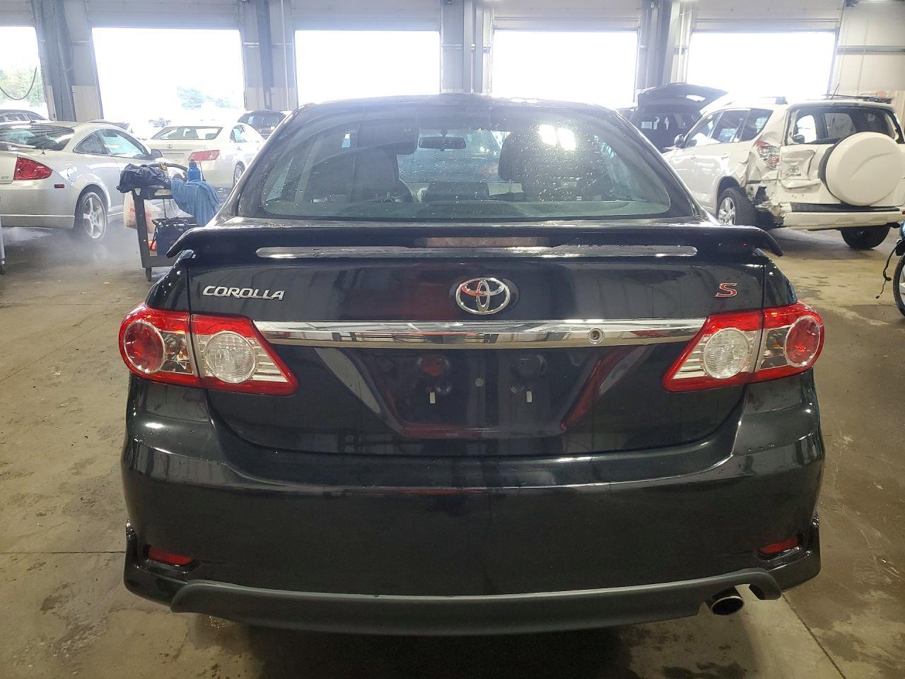 2013 Toyota Corolla S - Фото 6