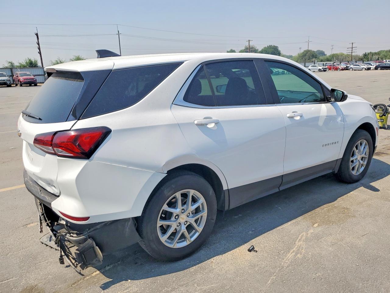 2024 Chevrolet Equinox Lt - Фото 3