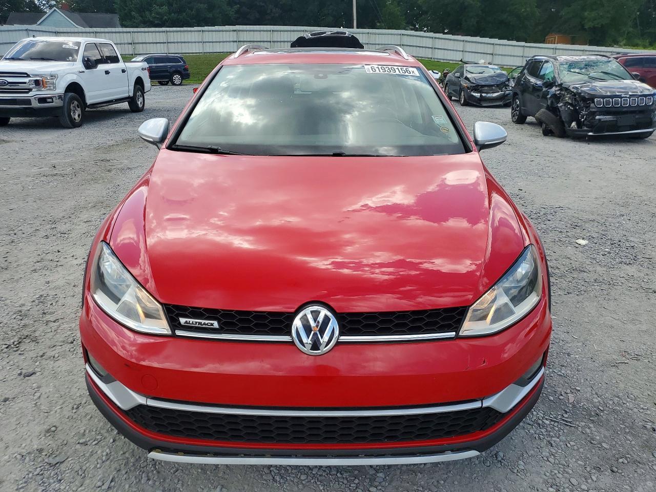 2017 Volkswagen Golf Alltrack S - Фото 5