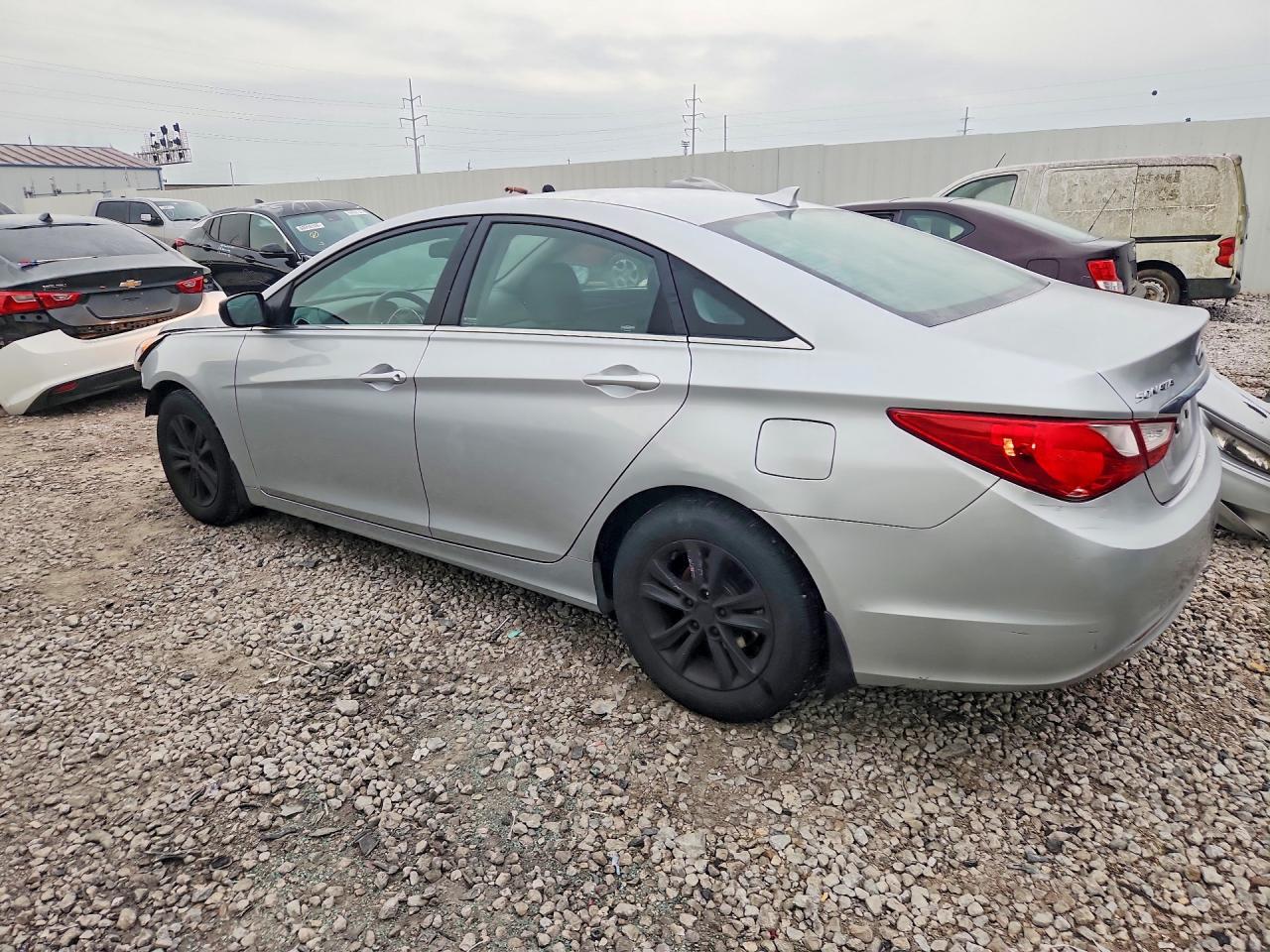 2013 Hyundai Sonata Gls - Фото 2