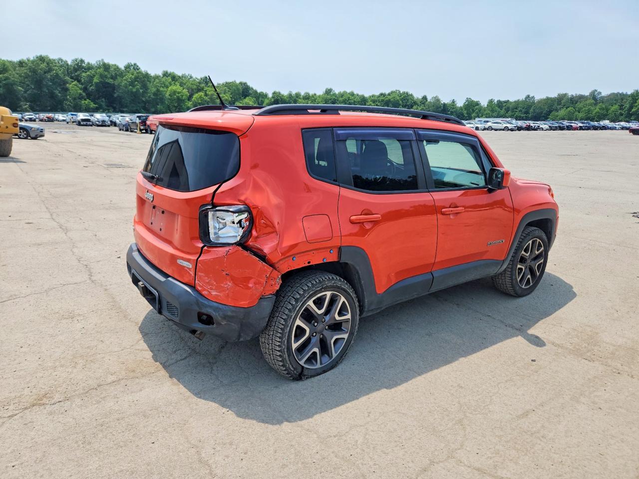 2016 Jeep Renegade Latitude - Фото 3