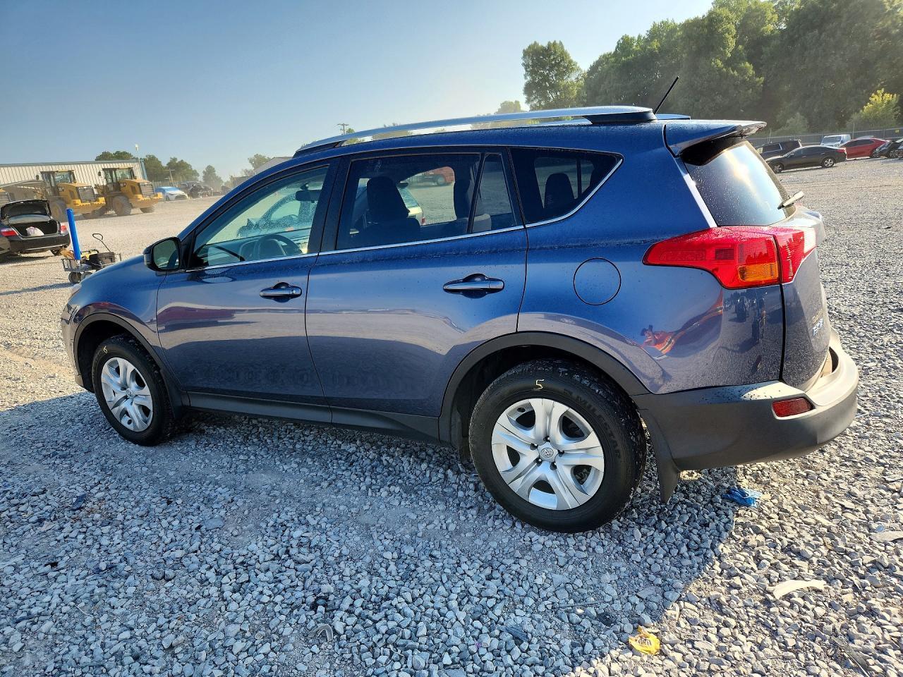 2013 Toyota Rav4 Le - Фото 2
