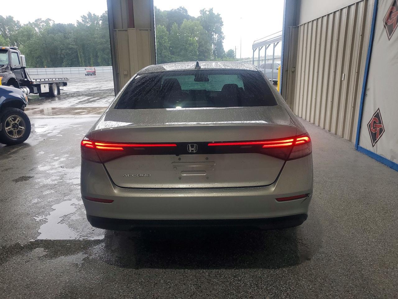 2023 Honda Accord Ex - Image 6