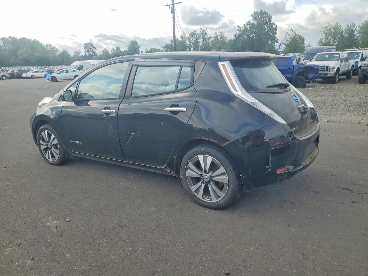2013 Nissan Leaf S - Image 2