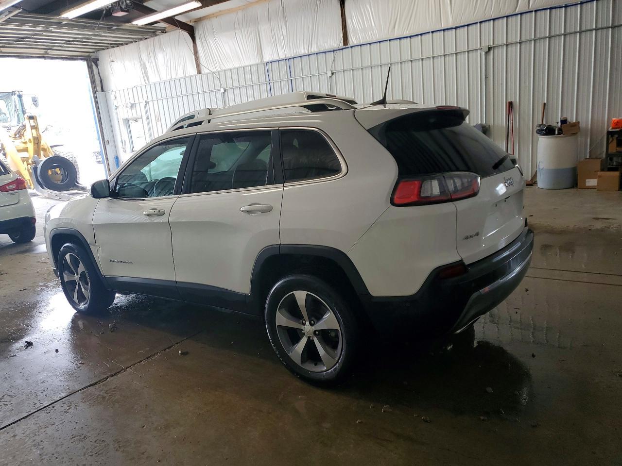 2019 Jeep Cherokee Limited - Image 2